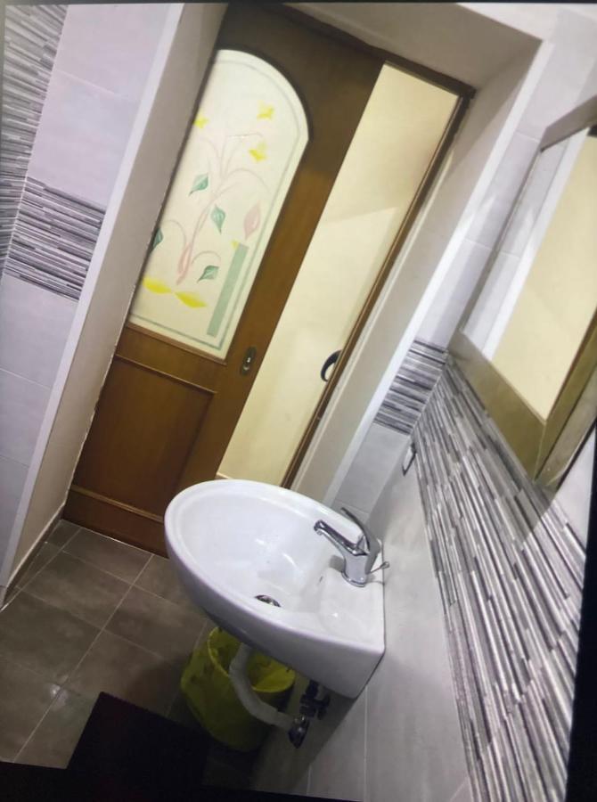 Casa Mari' Centro Storico Vicino Hotel Caracciolo Наполи Екстериор снимка